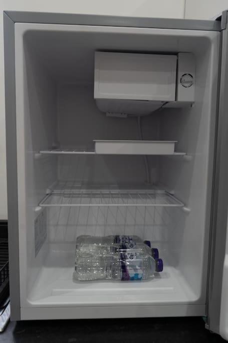 Stylish 1 Bed Apartment In Newly Refurbished Building W/ Parking & Wi-Fi Birmingham Exterior photo